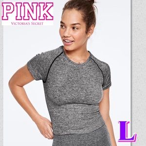 PINK Seamless Workout Short Sleeve Cropped Crew
